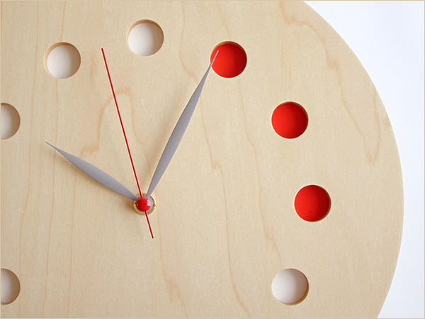 スライドショーcosine(コサイン)掛け時計（カラー） 木製 掛時計 【おしゃれ】 CW-01CM  【旭川家具】の画像を開く
