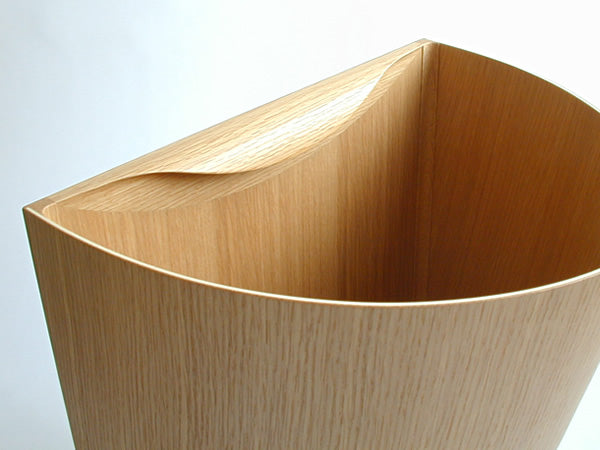 スライドショーcosine(コサイン)fioretto/おしゃれな木製のダストボックス(小)D-260W （ウォルナット材）（ゴミ箱）（ごみ箱）日本製【旭川家具】の画像を開く
